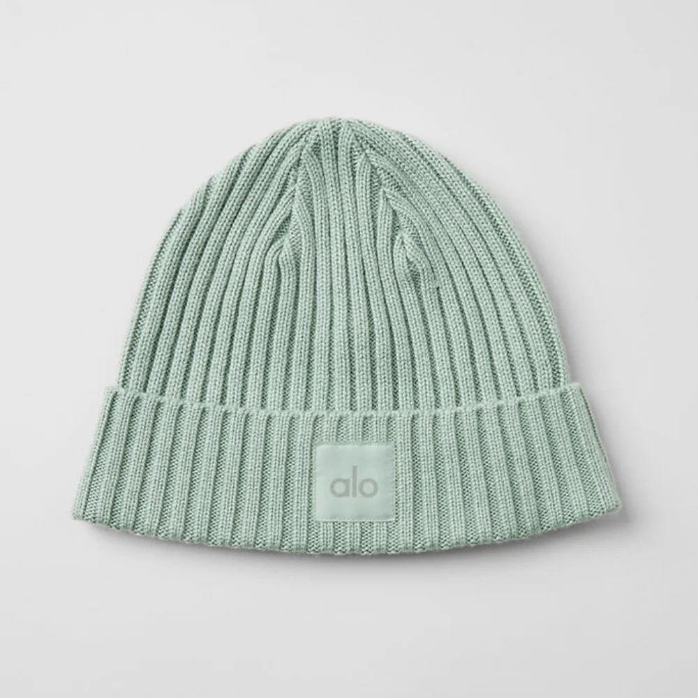 Alo Yoga Cashmere Beanie - Picture 4 of 9